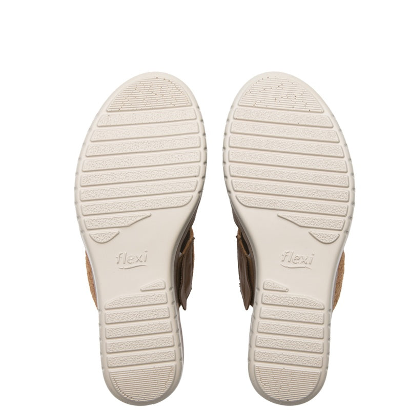 113324 SANDALIAS CUÑA EMILY Tan