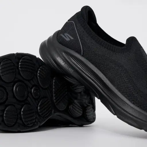 216777BBK  GO WALK 8