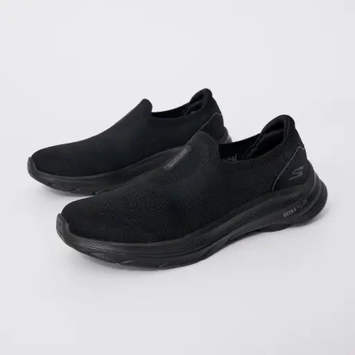 216777BBK  GO WALK 8