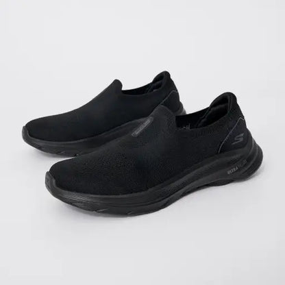 216777BBK  GO WALK 8